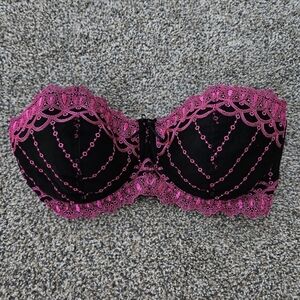 Fredericks of Hollywood Black and Pink Bra Strapless Vintage Goth Girl Size 34DD